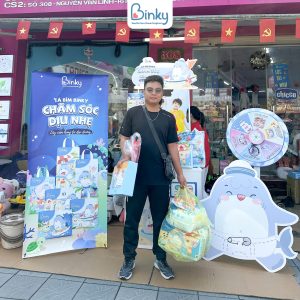 Binky tặng quà cực xịn tại ngày hội mở bán 